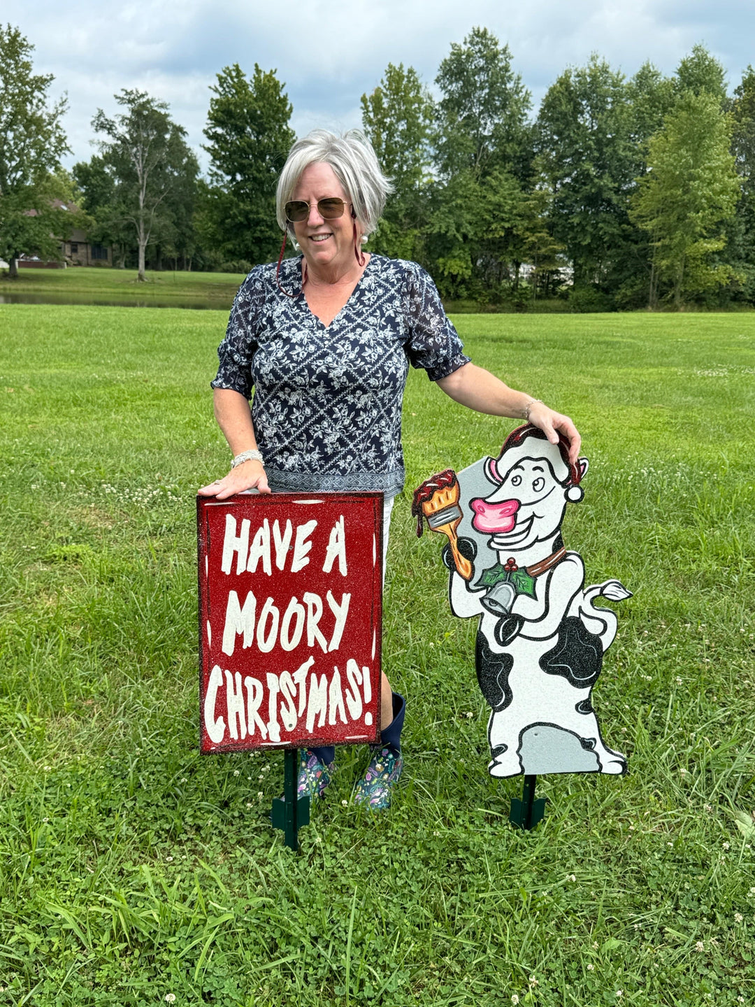 2PC Have a Moory Christmas Cow Paint a Sign Set Yard Art Decoration