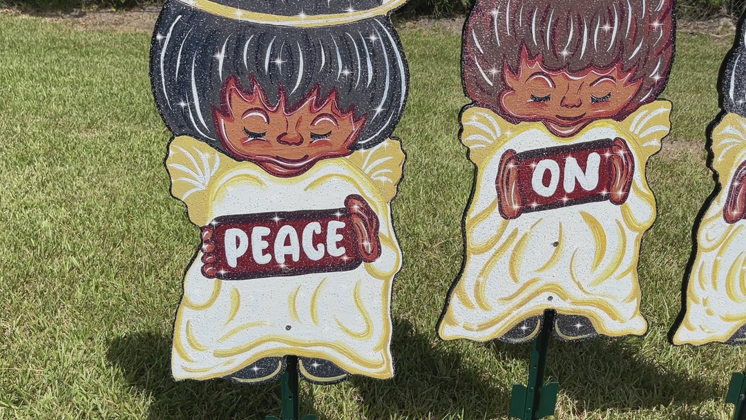 Set of 3 Peace on Earth Christmas Praying Angels Light or Dark Flesh Yard Art Decoration