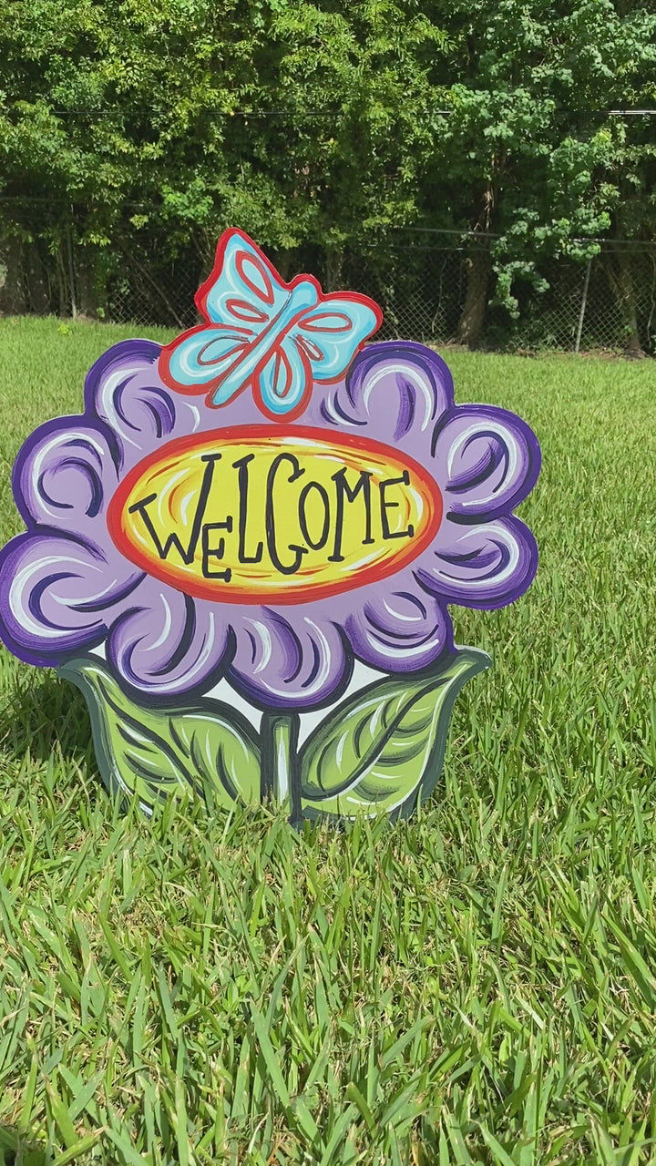 Welcome yard sign