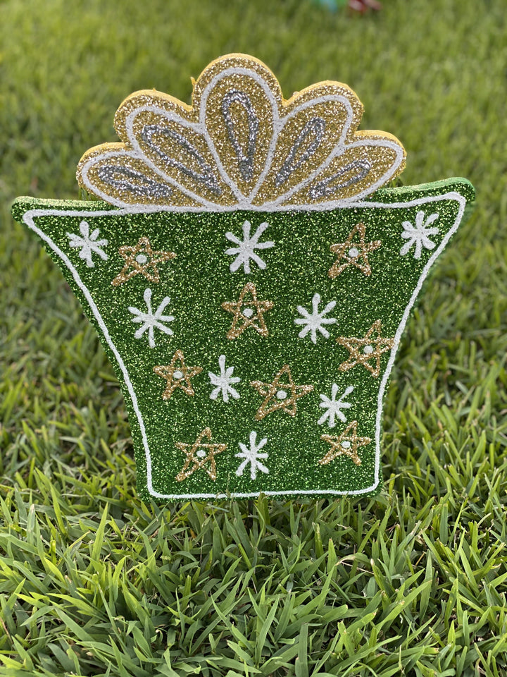 star and snowflake Christmas present painted yard art design