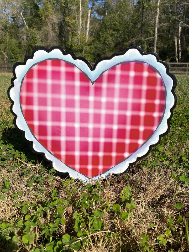 Checkered Valentines Heart With Lace Yard Sign